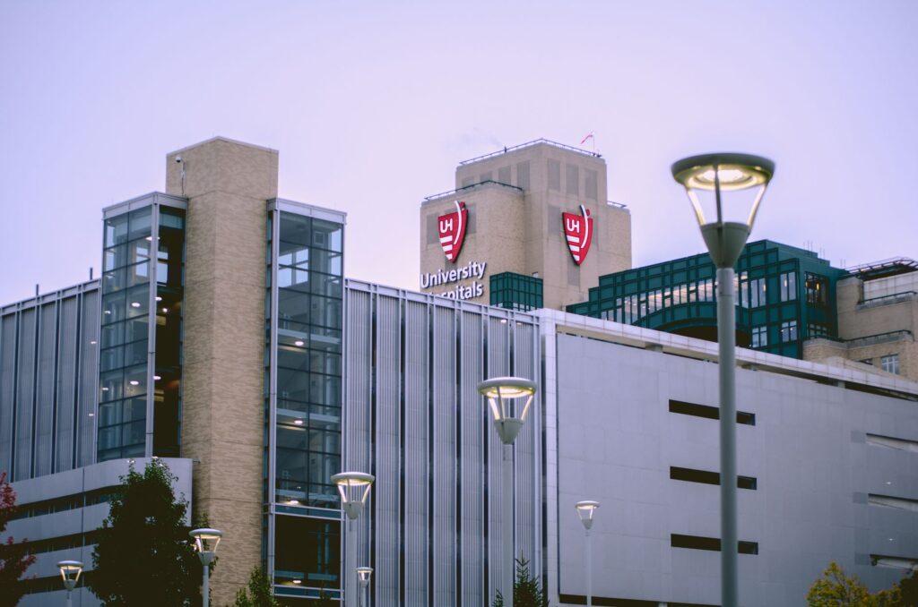 Po schválení PMÚ preberá známa skupina jednu zo slovenských nemocníc